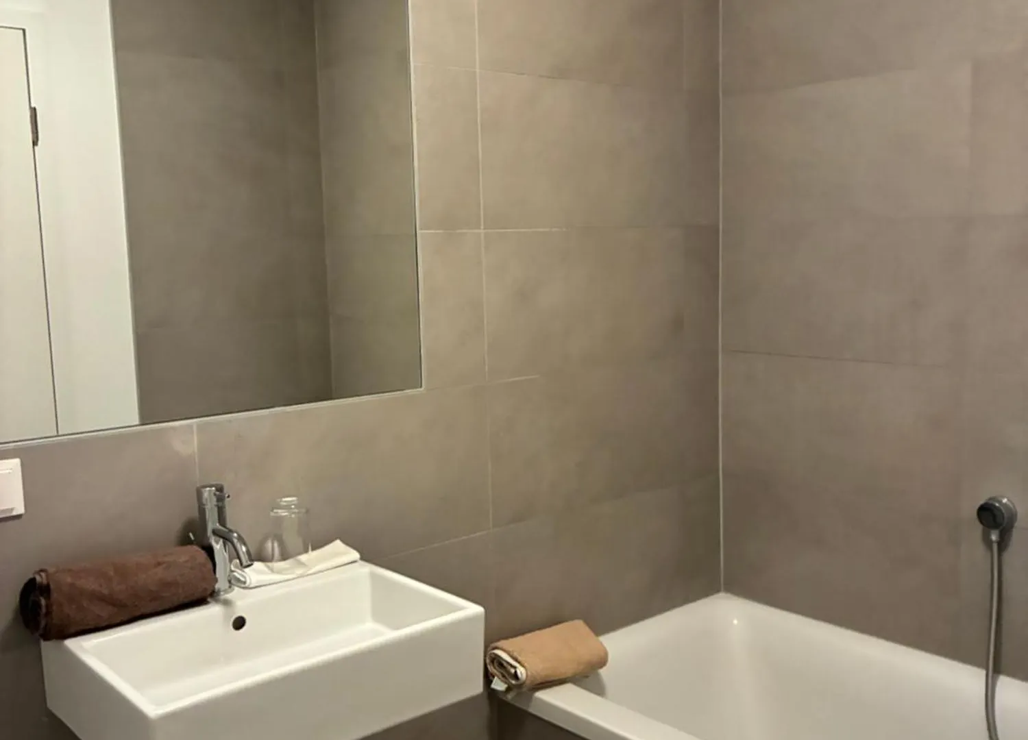 Apartment In Wien, Hetzendorf  Вена