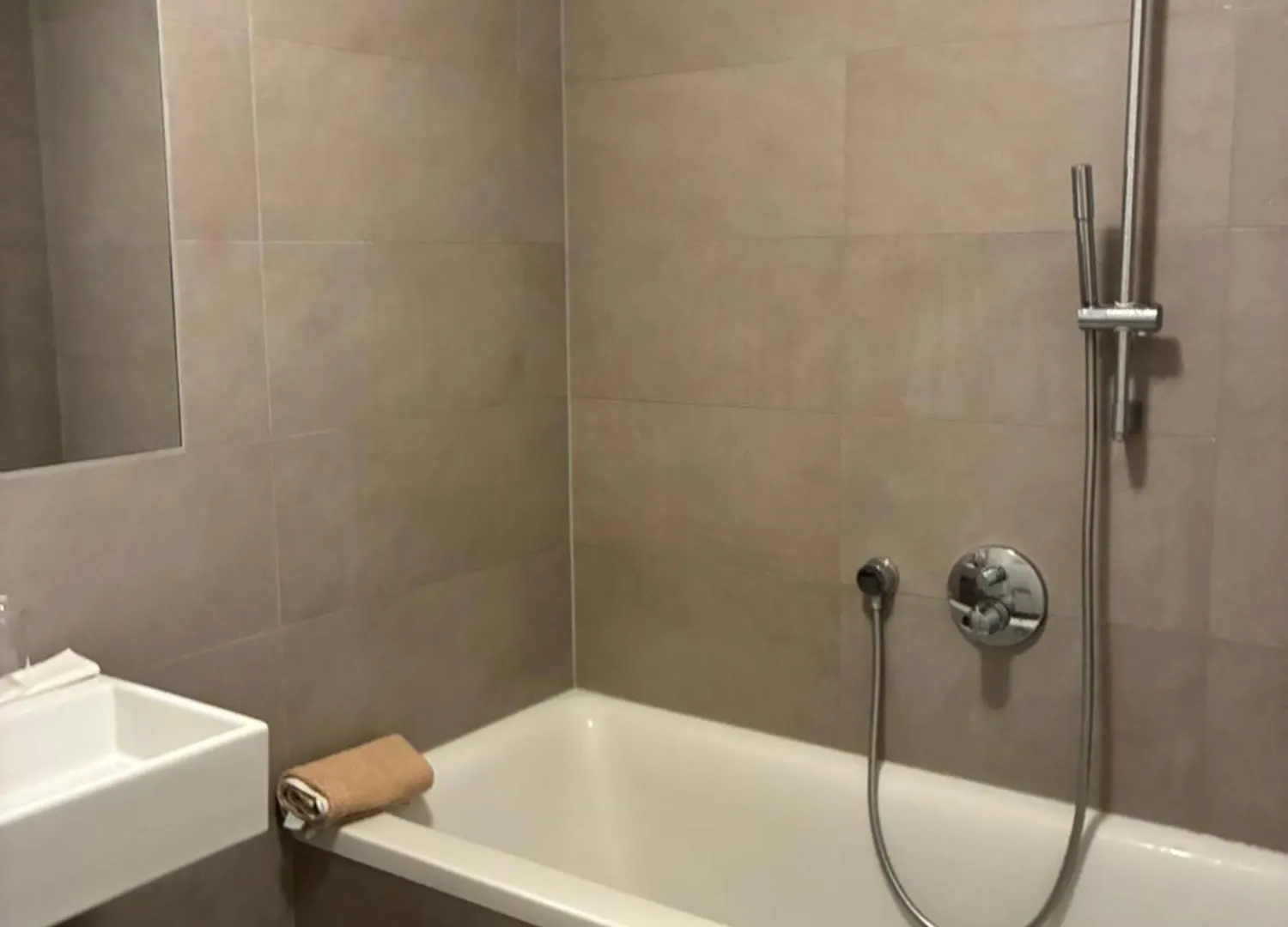 Apartment In Wien, Hetzendorf 0*, ウィーン オーストリア